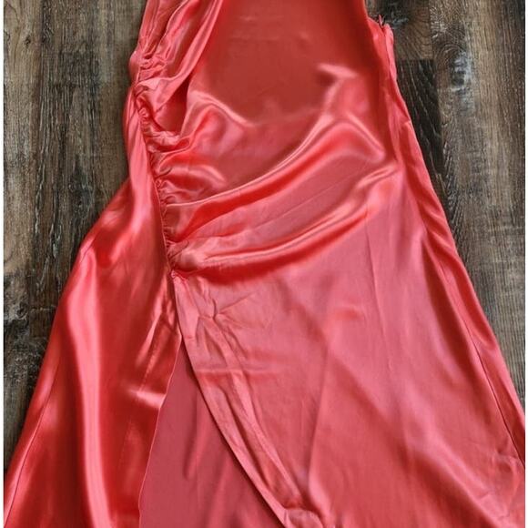 Retrofete Sabrina Dress Coral Size Medium Halter Open Back NWT Maxi Sleeveless - Picture 6 of 14
